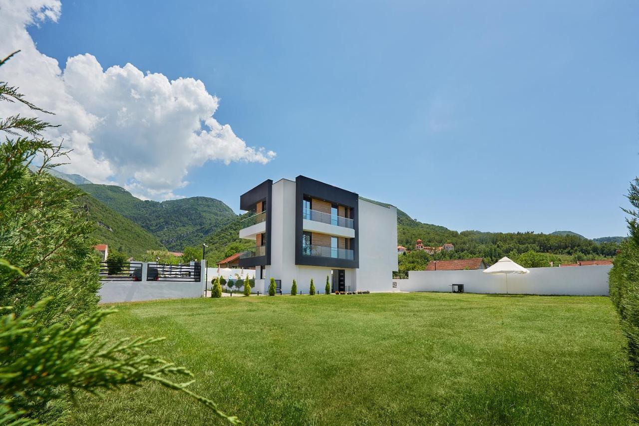 Georgiy Lux Apartments Lastva Grbaljska Luaran gambar