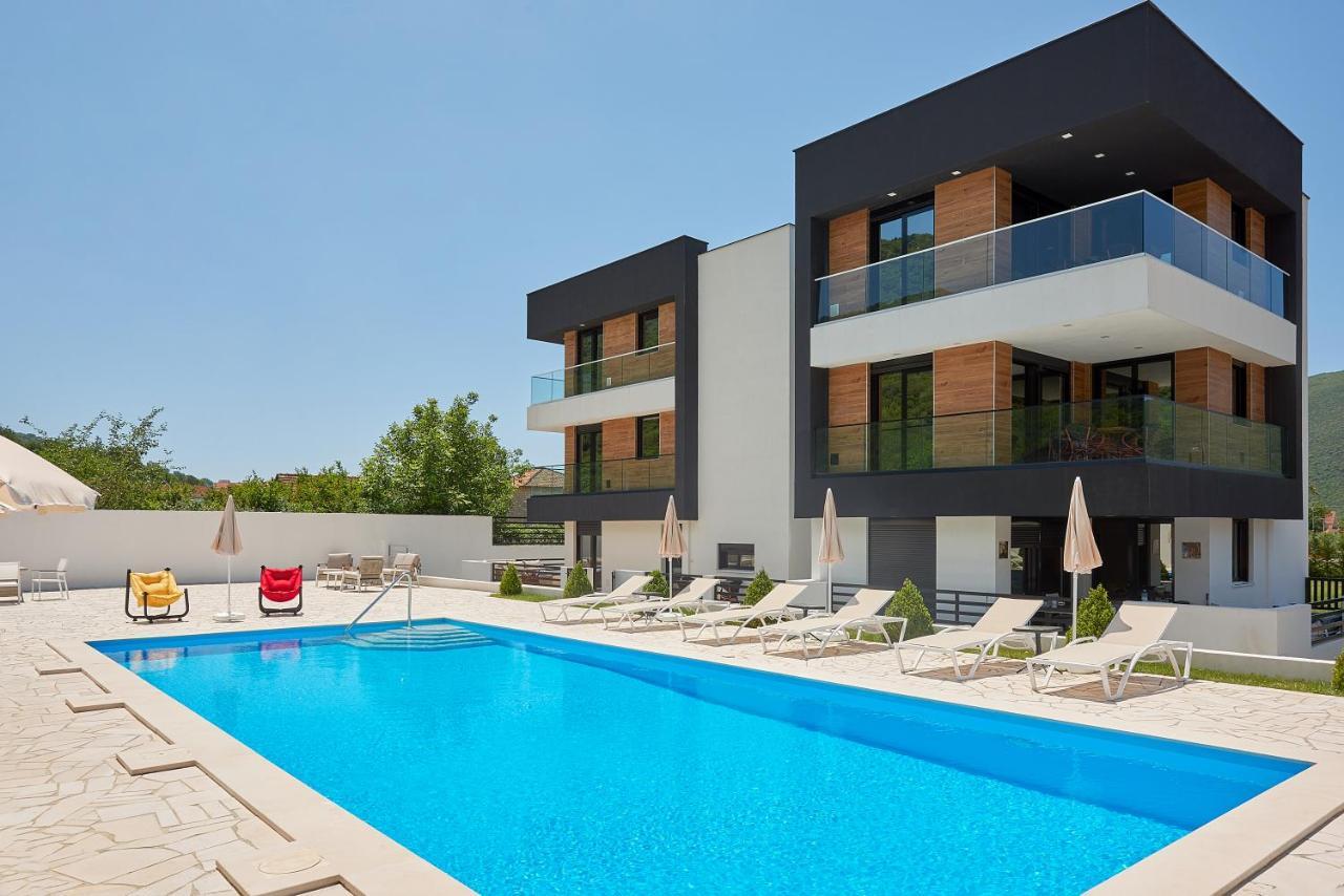 Georgiy Lux Apartments Lastva Grbaljska Luaran gambar