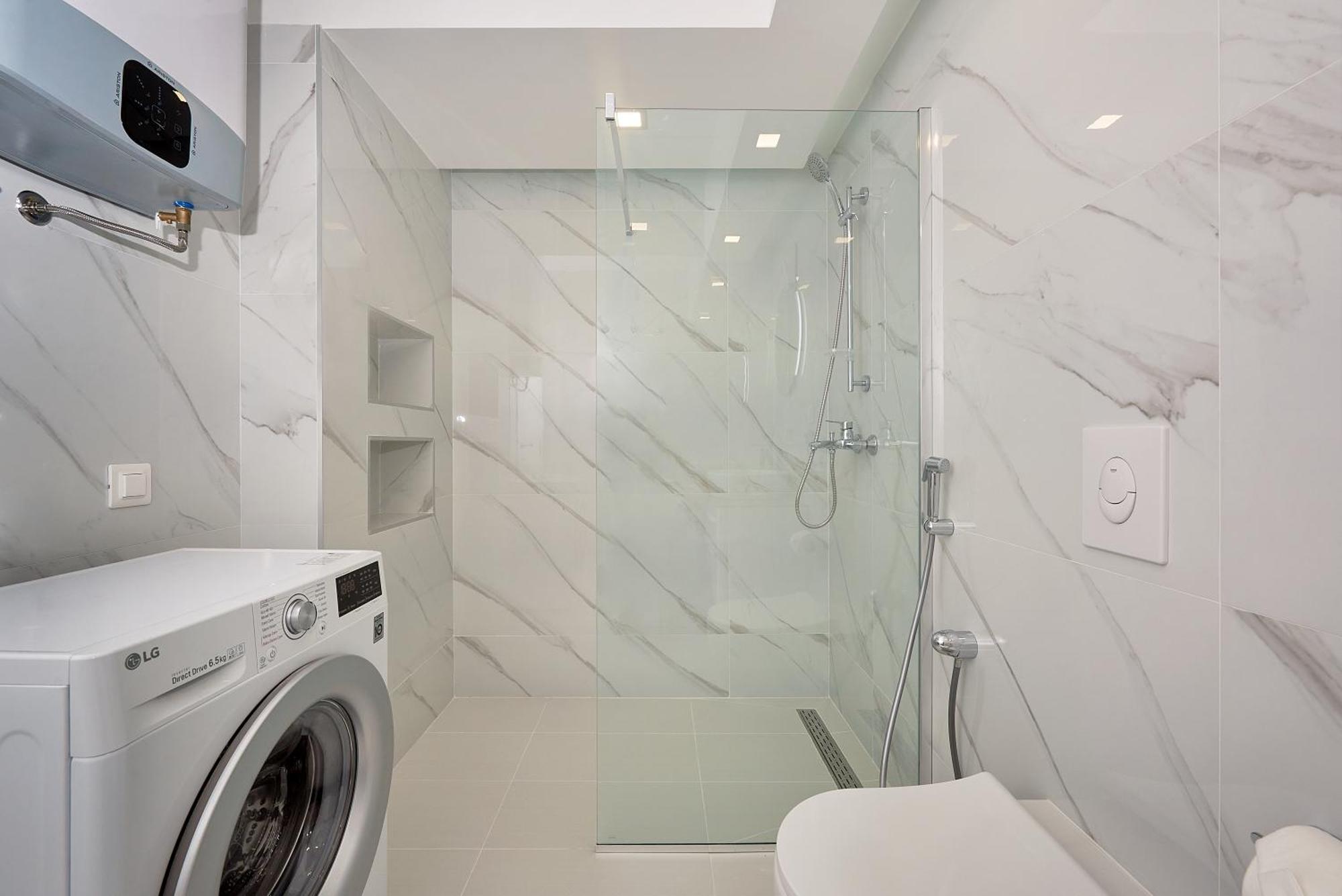 Georgiy Lux Apartments Lastva Grbaljska Luaran gambar